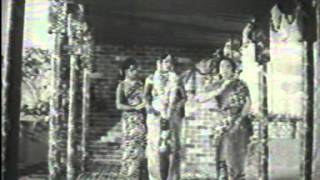Rakta Sambandham--1962bangaaru bomma raavemeMPG