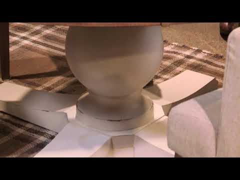 Grindleburg D754 Round Dining Table Set image 1
