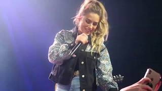 Jessie James Decker -- &quot;Lights Down Low&quot;
