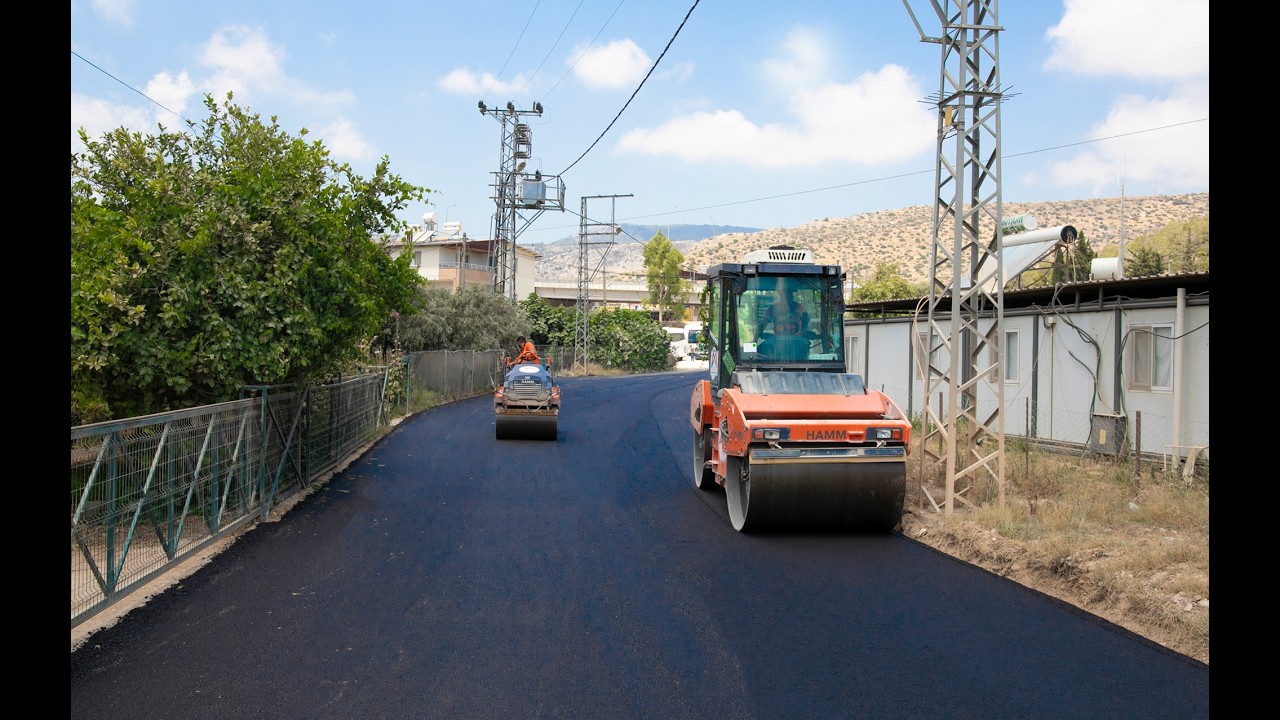 MERSİN BÜYÜKŞEHİR KIRSALDA YOL ÇALIŞMALARINI SÜRDÜRÜYOR