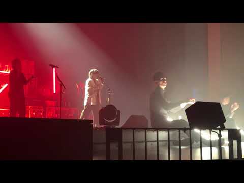 16/26 Tegan and Sara - Walking With A Ghost (Interactive) (Acoustic) @ FOACM, Milton, ON 03/30/24