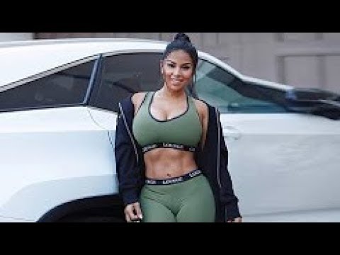 BEAUTIFUL GIRLS TRAINING IN GYM (Awesome Woman Workout) Female Fitness Motivation HD