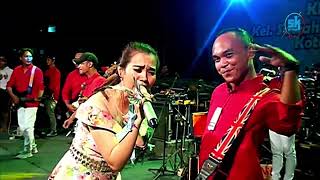 Download lagu ERIKA SYAULINA & ANIE ANJANI - HATI PANAS MEMBARA mp3