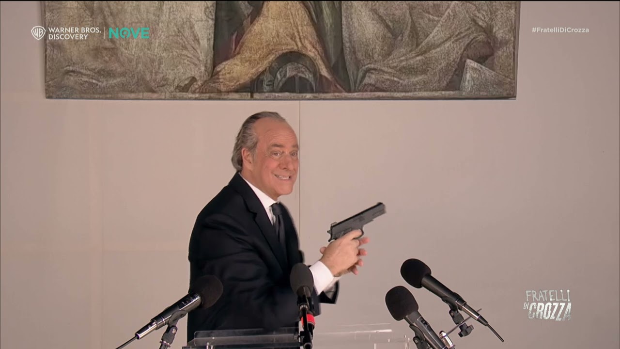 Crozza Zaia "Calderoli che sa firmare fa sempre ridere" | Fratelli di Crozza