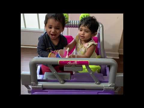 Twin Babies Fighting#funny videos#twins fighting#babies fighting