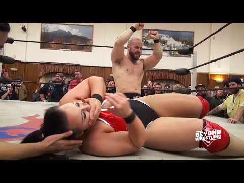 [Free Match] Jordynne Grace vs. John Silver | Beyond Wrestling #HeavyLiesTheCrown👑 (Intergender AEW)
