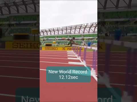 🇳🇬 Tobi Amusa runs 12.12 seconds to break the Women's 100m Hurdles World record