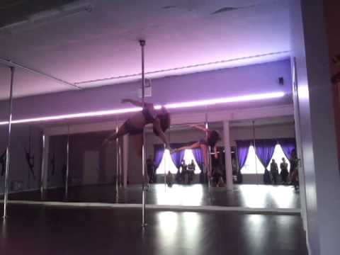 Pole jam in Just spin it Olga Puke