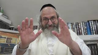 שיעורים קצרים הכנה לאורות ימי הפורים תשפ"ו – ביידיש –  8 – ע"פ אוצר היראה 'תשובת השנה' פורים אות לד (הרב מוטה פראנק) - התמונה מוצגת ישירות מתוך אתר האינטרנט יוטיוב. זכויות היוצרים בתמונה שייכות ליוצרה. קישור קרדיט למקור התוכן נמצא בתוך דף הסרטון