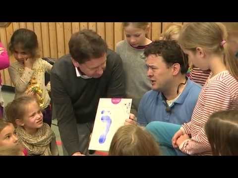 Show us your feet - Education at the Papageno Elementary School Part 1