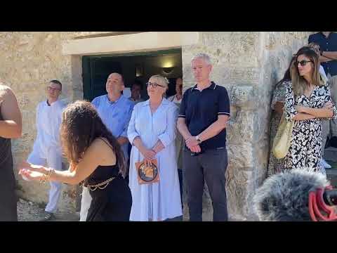 Faros na tanjuru - Dioniz i Arijadna (Lauris i Petra)