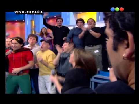La Sole canta "yo quiero a mi país"- Videomatch