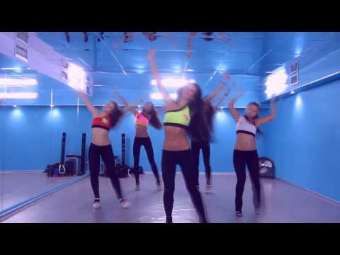 SONYA DANCE   ON LINE LESSON PART 2 J J GET IT OUT ME