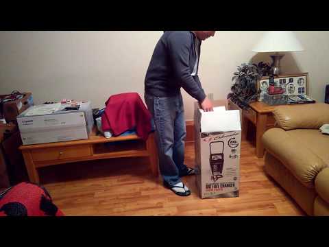 Walmart Schumacher Battery Engine Starter Model # SC15 Full Reviews Part 01