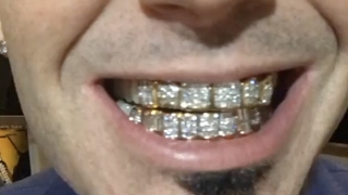 Paul Wall &quot;Flexing Diamond Grill Worth $90K At Grammys&quot;
