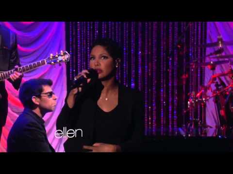 Toni Braxton and Babyface Perform 'Hurt You'