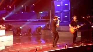 Example - Skies Don&#39;t Lie LIVE