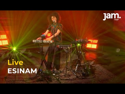 Esinam en live session - Jam