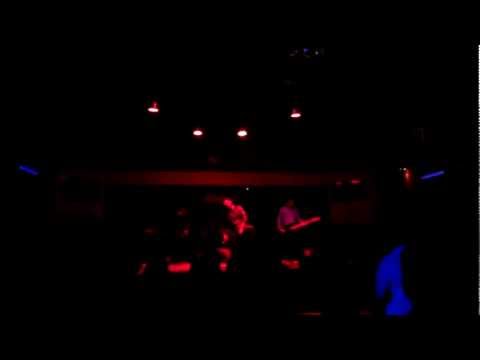 Crushing Sun - T.Hatcher - live at Massas Club - 25/2/2012
