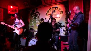 Electric Love - Susan Santos, Café Corrillo, Salamanca, 10/4/2014