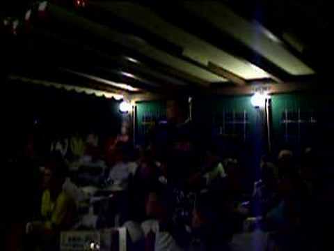 CHieluzZz sings Westlife