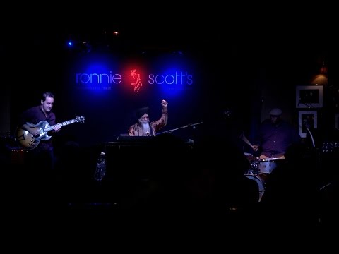 Dr Lonnie Smith Trio Live at Ronnie Scott's - "Straight, No Chaser"
