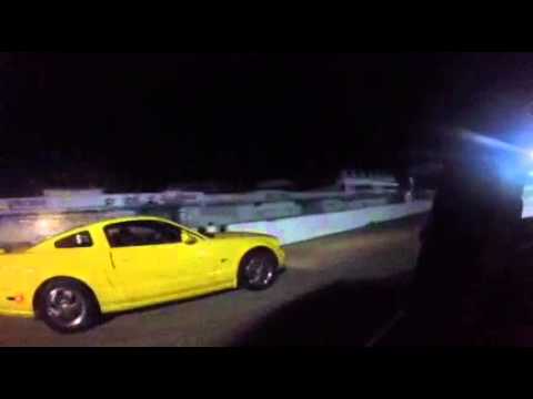 Mustang Gt Cubano Vs Bmw 335