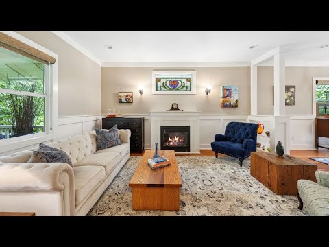 4826 48 Avenue Delta For Sale “Ellis House” Built in 1920, substantially renovated in 2008.