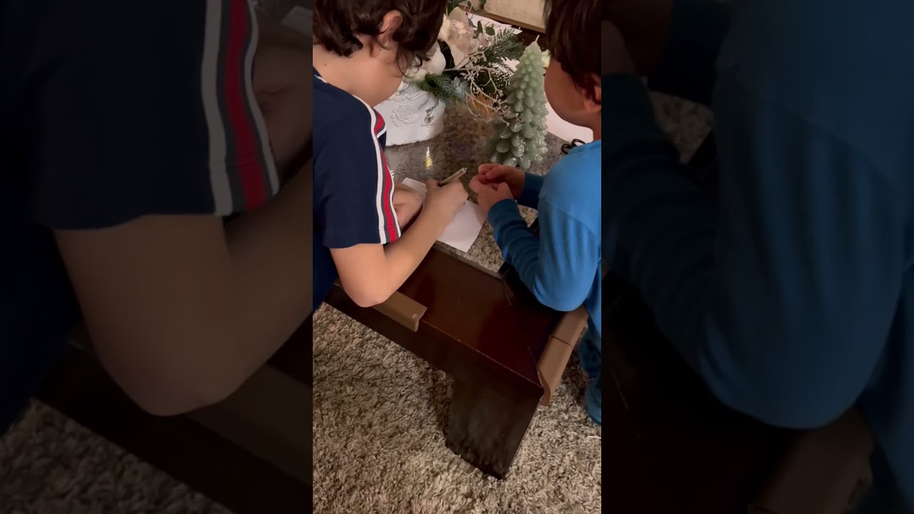 Սիրուշոյի տղաները նամակ են գրում Ձմեռ պապին