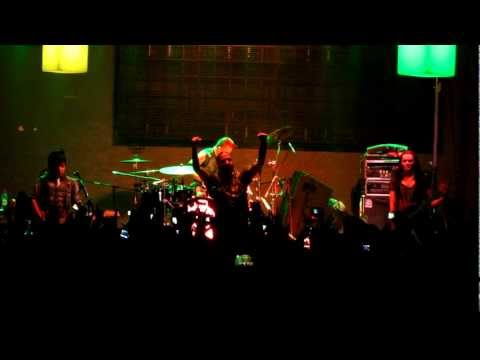 Intro + Loco - Coal Chamber, Live Chile 2012