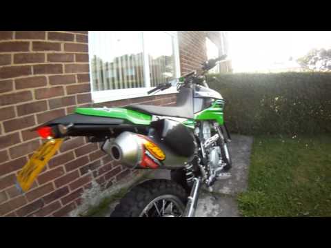 FMF Powercore 4 - Without Spark Arrestor - With Spark Arrestor - Quiet Core Insert