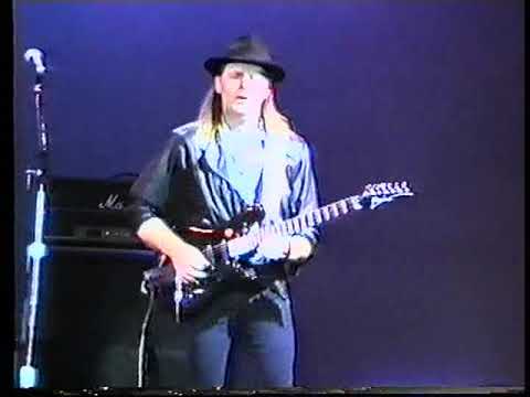 MASTERS APPRENTICES LIVE 1988