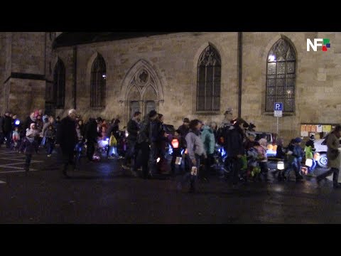 11.11.2017 - 100 Kinder ziehen gemeinsam mit ihren Laternen durch die Esslinger Altstadt
