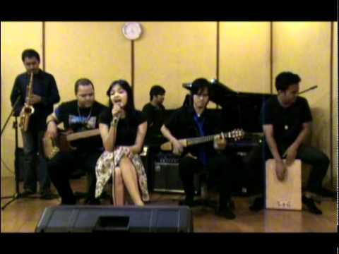 Cosmopolitan Star Search - 02. Lunatic (14 Besar)