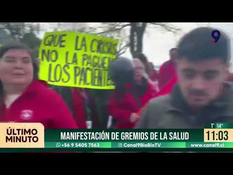 Gremios de la salud protestan por recortes presupuestarios durante visita de Kast a Talcahuano