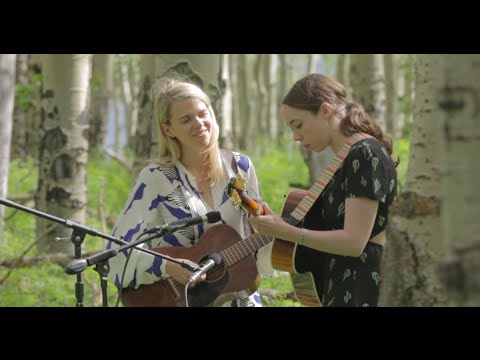 Sarah Jarosz & Aoife O'Donovan - "Some Tyrant" // The Bluegrass Situation