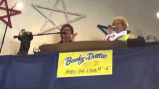 Bunky and Dottie perform 
