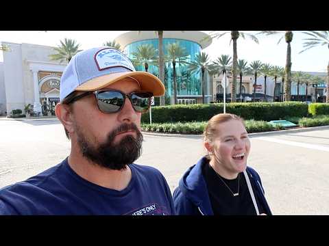 Starting Our Holiday Christmas Shopping At Mall At Millenia, Cheesecake Factory & A Broken Phone!