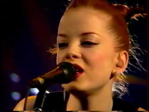 GARBAGE // 1999-01-28 Nulle Part Ailleurs Acoustic Set