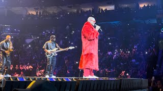 Usher - Superstar (Interlude) / I Want You (Marvin Gaye Cover) [PPF Tour Philly Night 1]