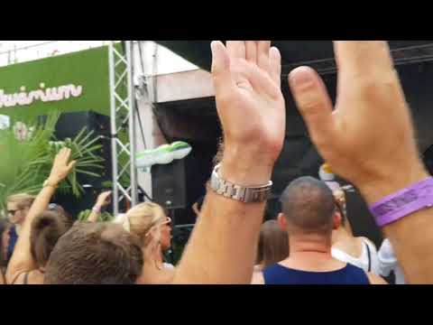 Hernan Cattaneo playing Anwar @ Budapest