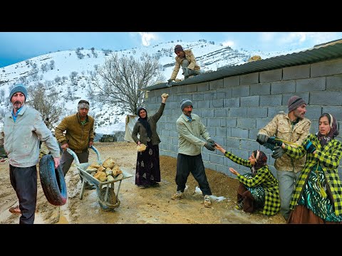 “Leila in the Storm 🌧️ | Heavy Rain, Strong Winds & Family Standing Together”