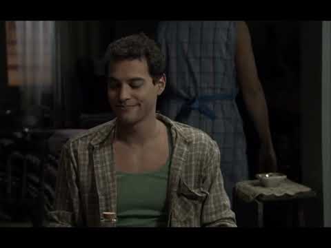 Amar C434 - Lucía y Américo a punto de besarse