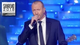 Sanremo 2018 - Biagio Antonacci canta &quot;Fortuna che ci sei&quot;