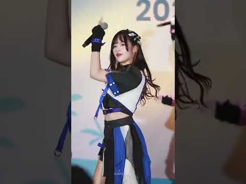 [FanCam] 220423 Miho Siamdream "Wallflower" - Siamdol Summer Idol Fest 2022