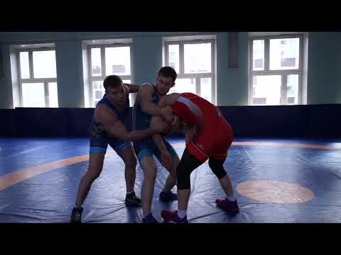 Борьба. Накат с ударом в плечо, обратный пояс - коронки фаворита Олимпиады в Токио Тамаша Лёринца.