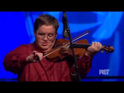 Quando esse gênio do violino toca você não pode ficar parado