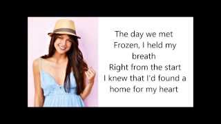 Glee Cast- A Thousand Years (Lyrics)