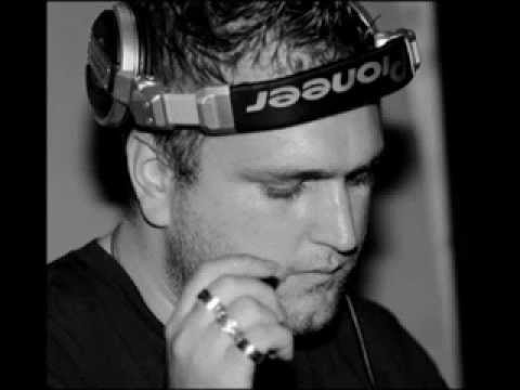 Leon Bolier & Alex Kenji - Trumpets (Leon Bolier Club Mix).wmv