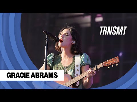 Gracie Abrams performs I Love You, I'm Sorry live at TRNSMT | TRNSMT 2025 | BBC Scotland